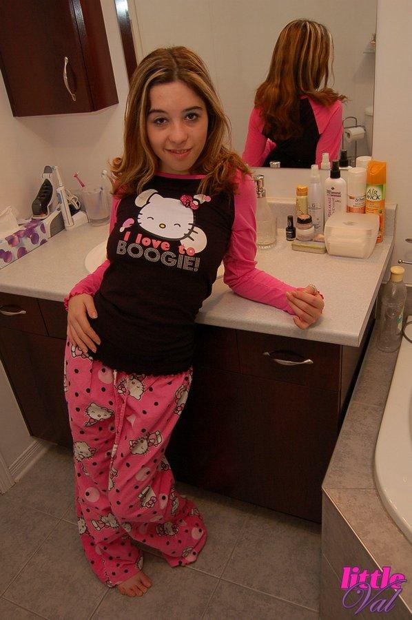 Pictures of teen model Little Val taking off her pajamas #59027065