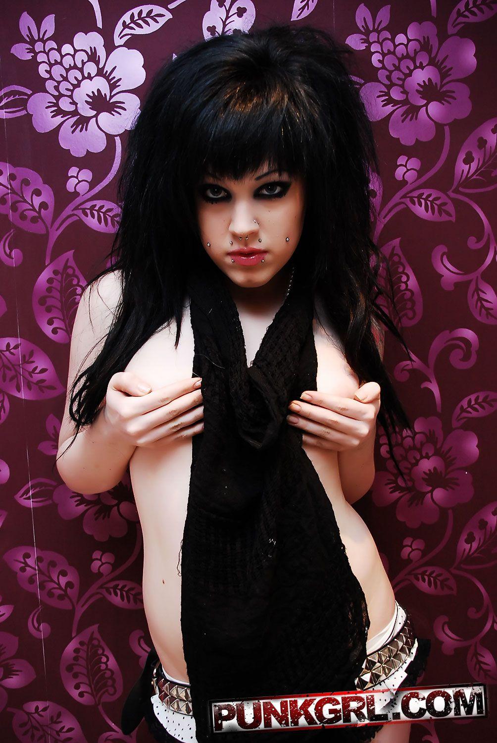 Pictures of goth teen girl LA showing off her hot body #60766542