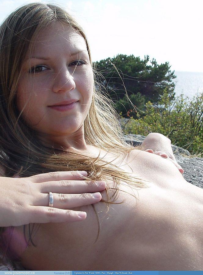 Pictures of teen girl Josie Model exposing herself outside #55691970