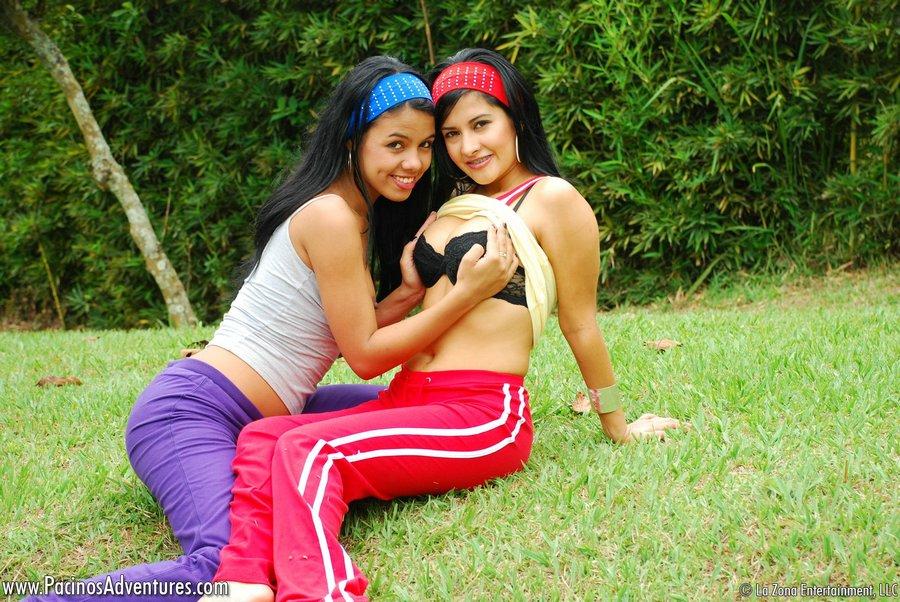 Gigi spice und maria haben erstaunlichen lesbischen Sex mit einem Strap on
 #54501481