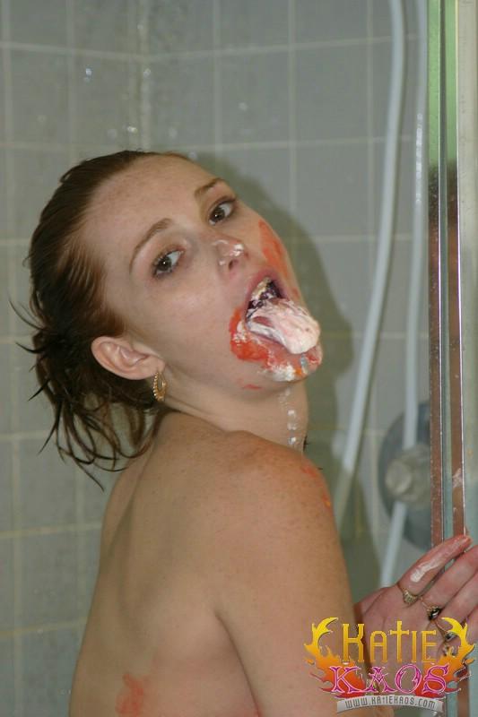 Pictures of Katie Kaos masturbating in the shower #61802430