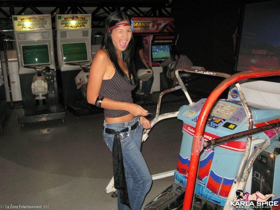 Pictures of Karla Spice enjoying herself at an arcade #58029162