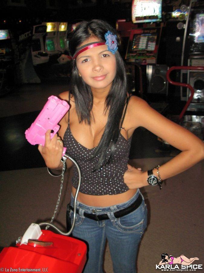 Pictures of Karla Spice enjoying herself at an arcade #58029280
