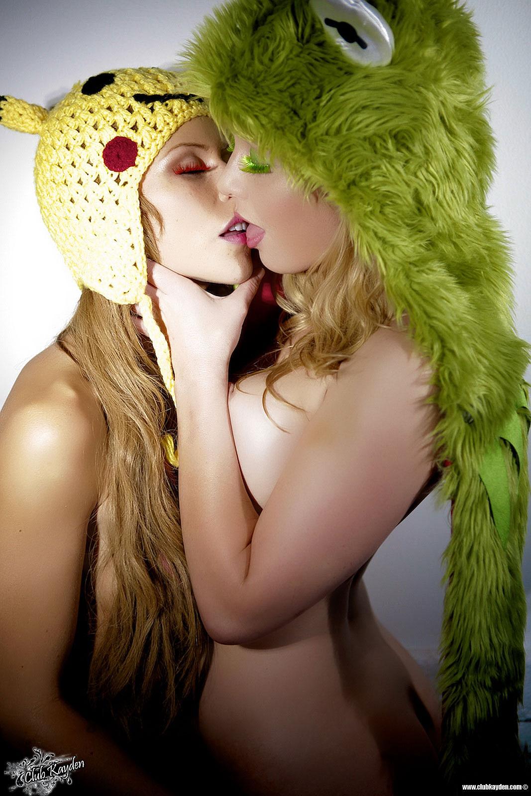 Pictures of Brooklyn Lee And Kayden Kross having fun with their favorite puppet hats #53564746