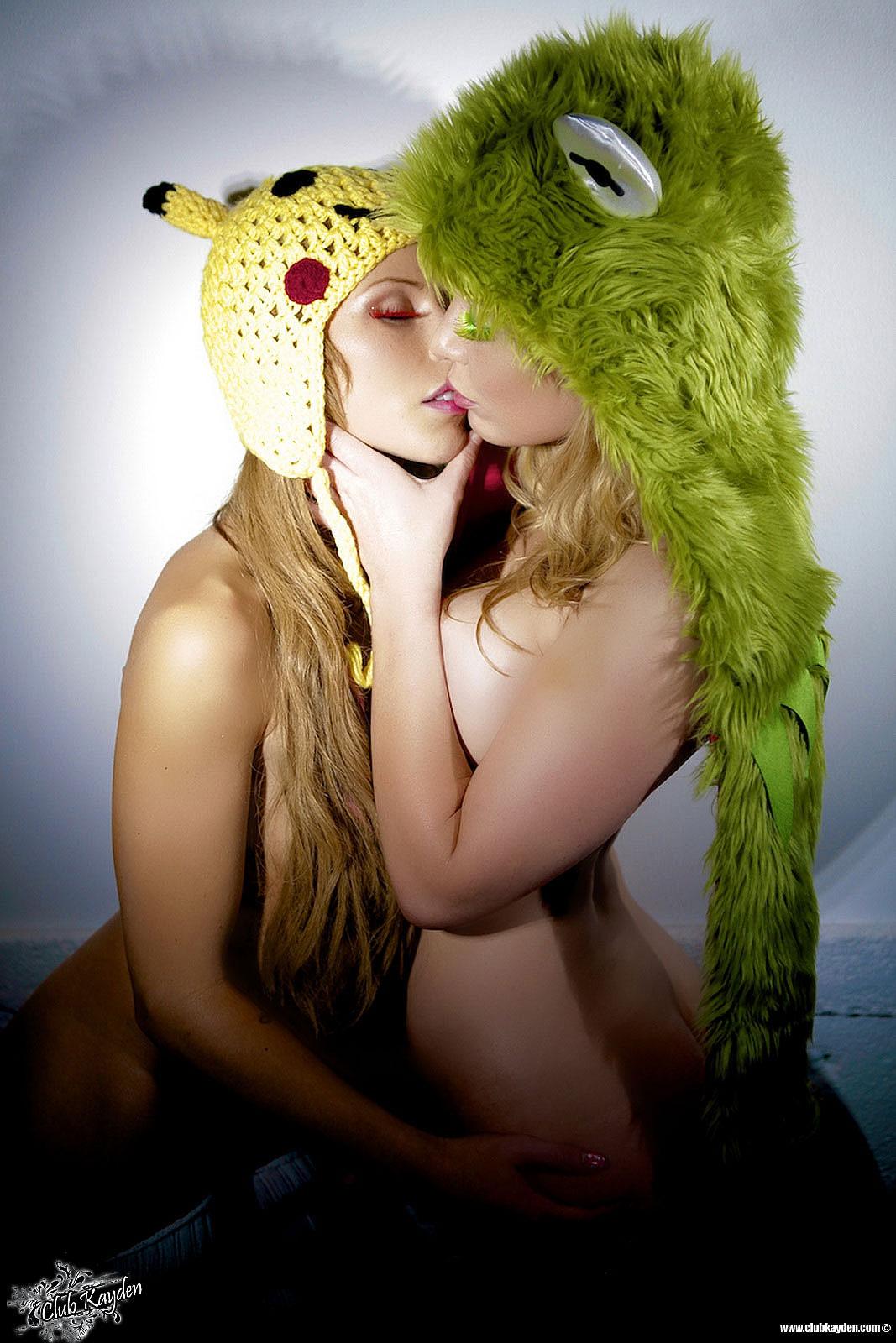 Pictures of Brooklyn Lee And Kayden Kross having fun with their favorite puppet hats #53564800