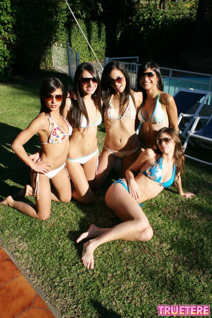 Pictures of 5 hot teen coeds in bikinis #60119776