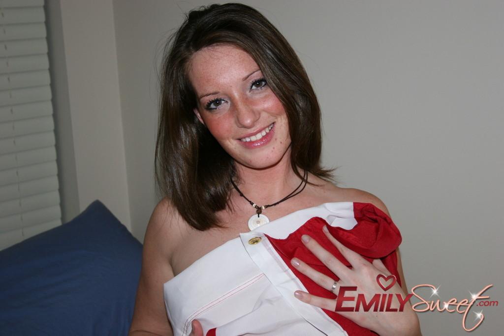 Pictures of teen girl Emily Sweet showing a bit of patriotism #54240208