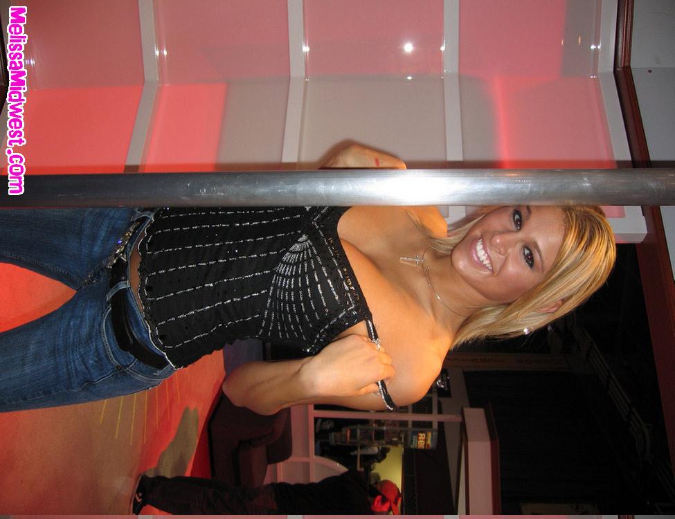 Melissa Mittelwesten bei einer Porno-Show
 #59495145