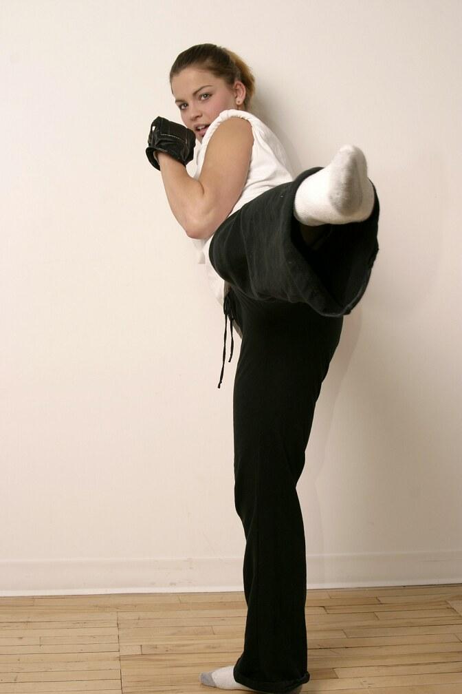 Pictures of Sara Sexton practicing her boxing #59918652