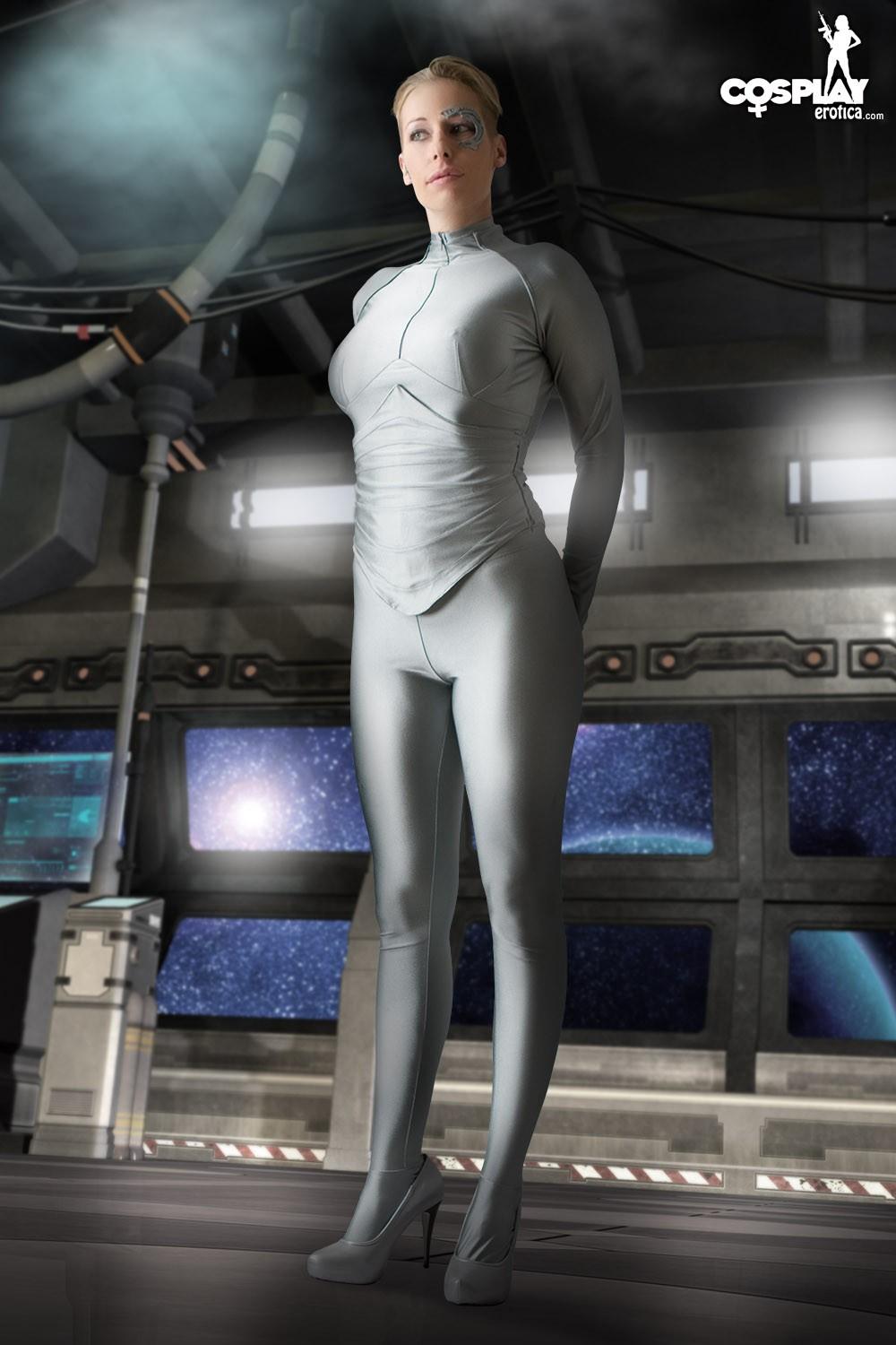Hot cosplay girl Sandy Bell is your fantasy Seven of Nine for the night #59902267
