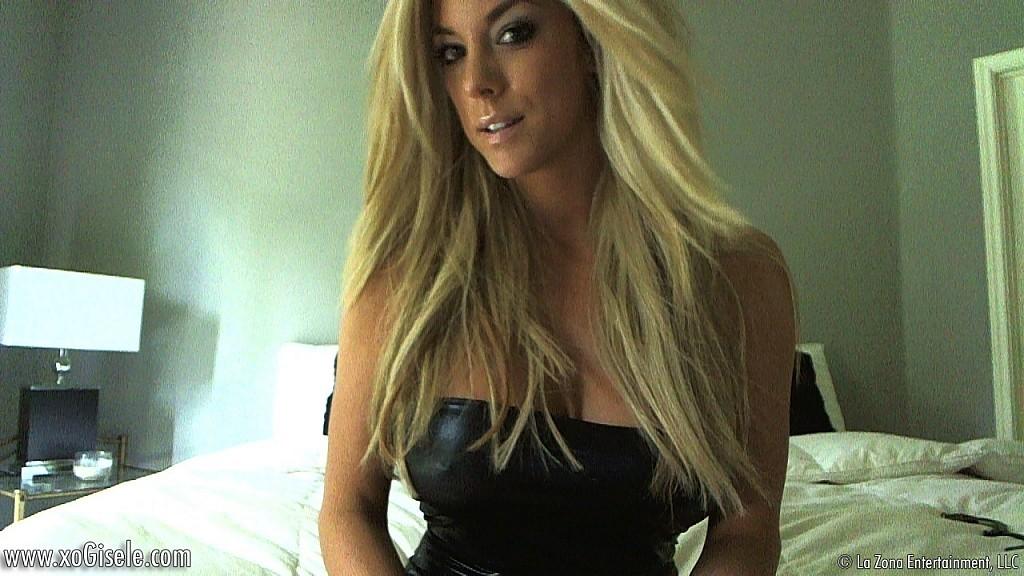 xoGisele wears a tight leather dress and handcuffs and invites you to join in #59098551