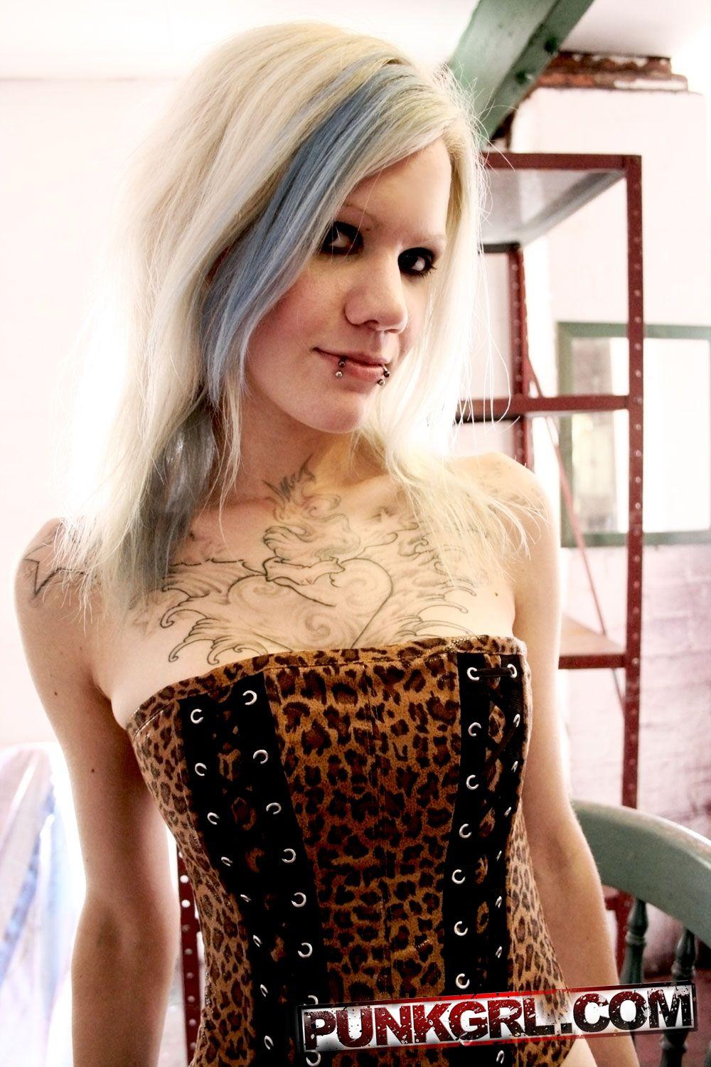 Pictures of punk girl Lucky showing you her tits #60756847