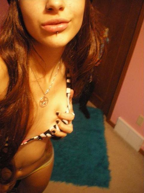 Pictures of hot slutty teens taking pictures of themselves #60853509