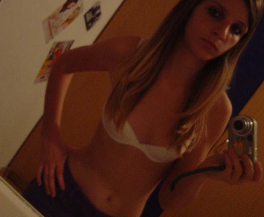 Photo compilation of a nice amateur pretty chick's selfpics #60660614