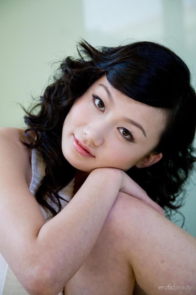 Atemberaubende asiatische teen mellenney zeigt Ihnen ihre Muschi
 #59501977