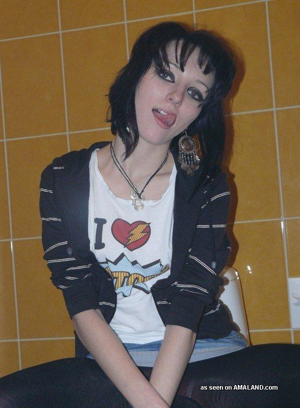 Pictures of a naughty goth chick posing naked in the bath #60638281