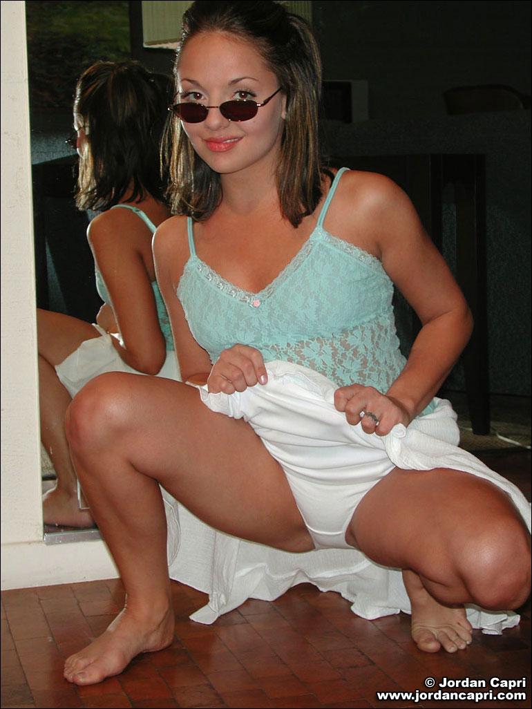 Pictures of Jordan Capri looking cute in sunglasses #55614253