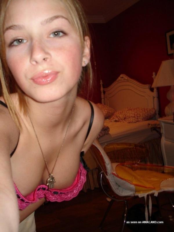 Pictures of sizzling hot teen amateur girlfriends caught on camera #60662493