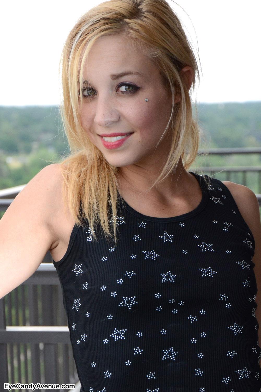 Marissa getting topless for everyone to see #59252796