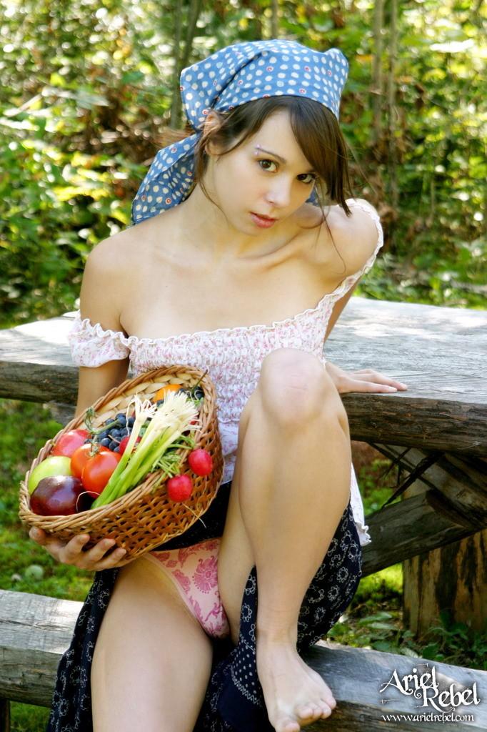 Pictures Of Ariel Rebel Dressed Up As Your Dream Hippie