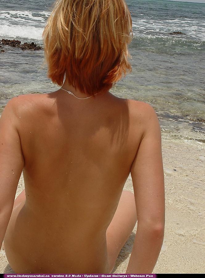 ビーチで完全に裸のティーンアマチュアリンジー-マーシャルの写真
 #58974918