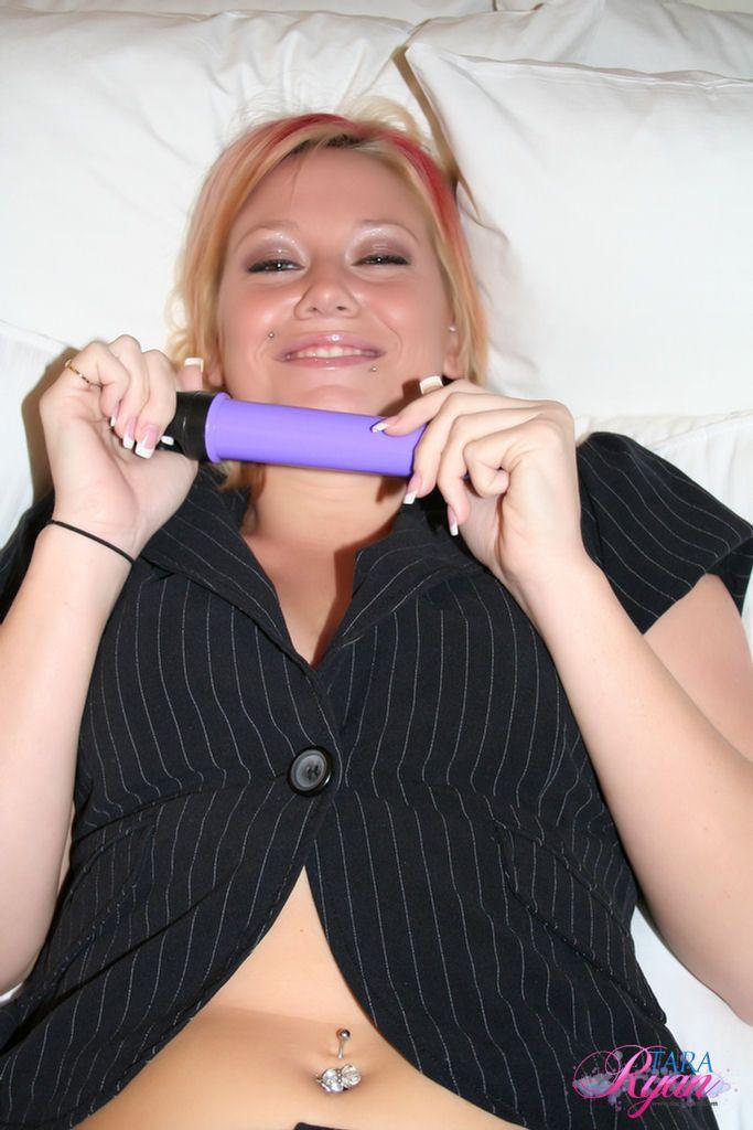 Pictures of teen model Tara Ryan stuffing her pussy with a vibrator #60055559