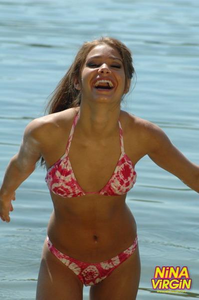 Pictures of teen chick Nina Virgin looking hot in a bikini #59799809