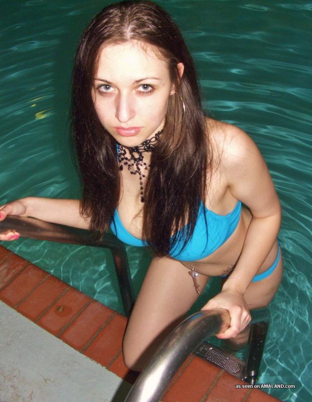 Bildersammlung einer heißen Amateur-Goth-Freundin, die ihre Sexiness zeigt
 #60640612