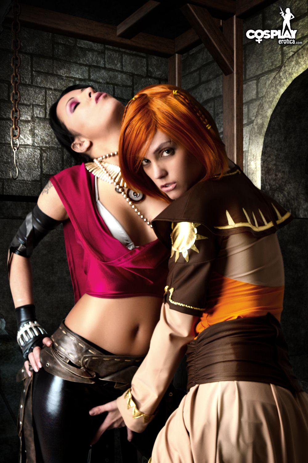 Pictures of Nayma and Mea doing a hot lesbian Dragon Age cosplay #59444503