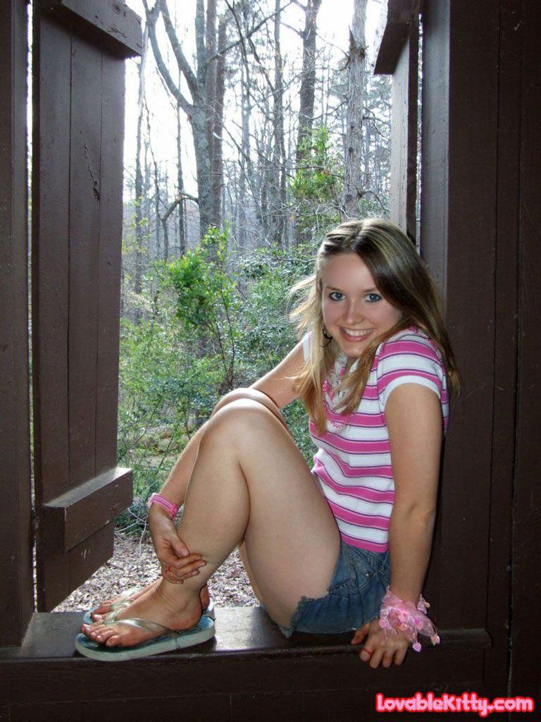 Pictures of Lovable Kitty flashing outside #58762402