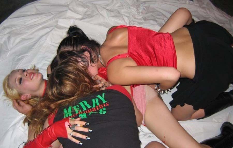 Pictures of hot lesbian teens fucking at a club #60652754