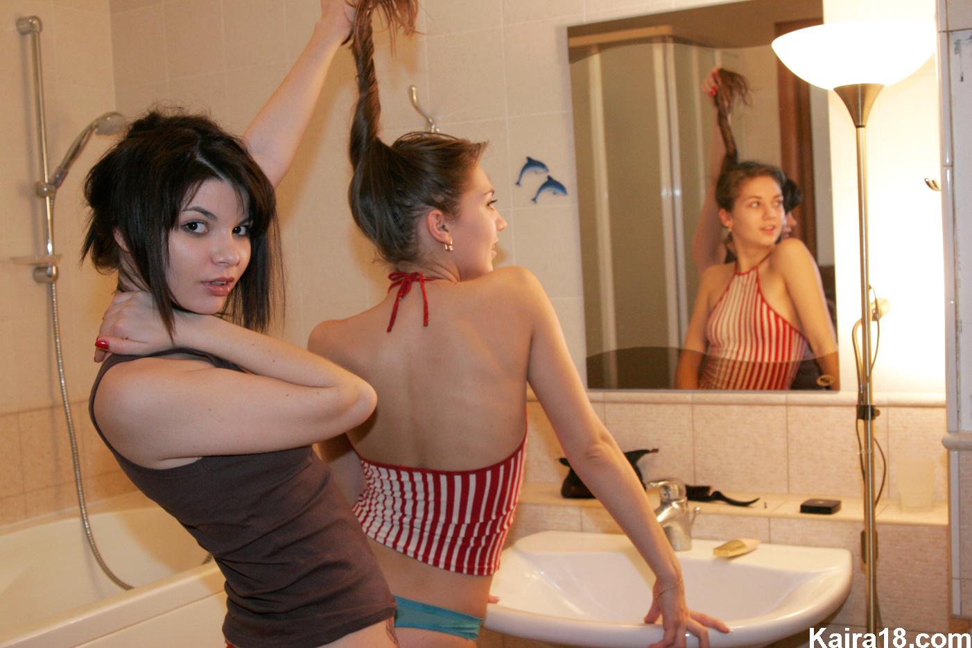 十代のポルノ少女カイラ18の写真は、彼女のガールフレンドと一緒にソープアップ
 #55898325