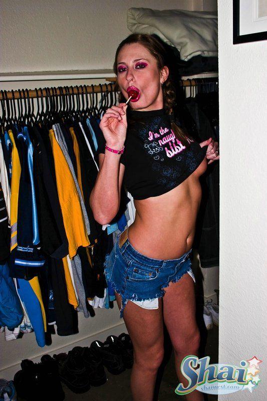 Pictures of teen hottie Shai West sucking on a lollipop #59957122