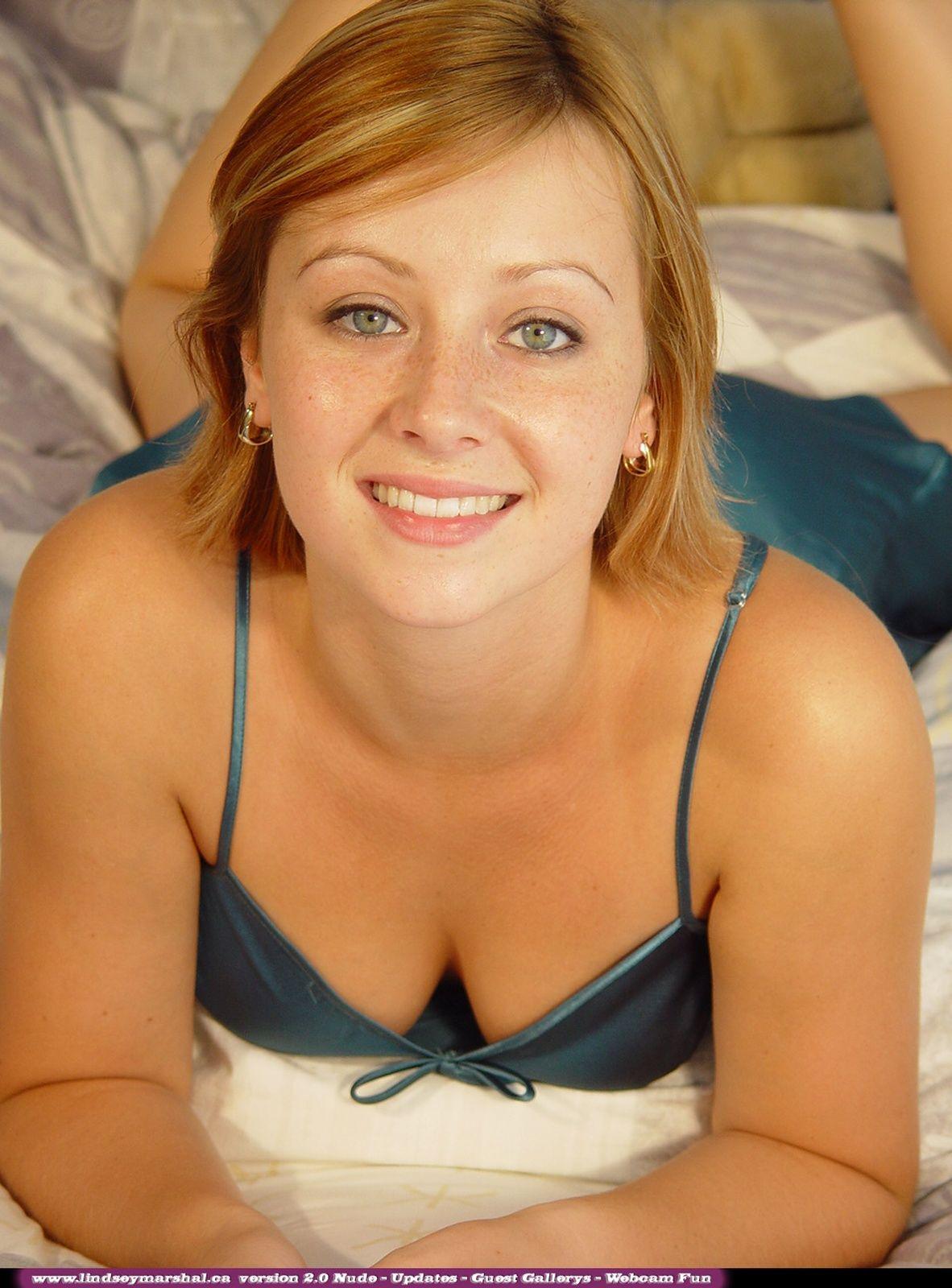 Fotos de la joven lindsey marshal desnudandose para tu sexo
 #58973222