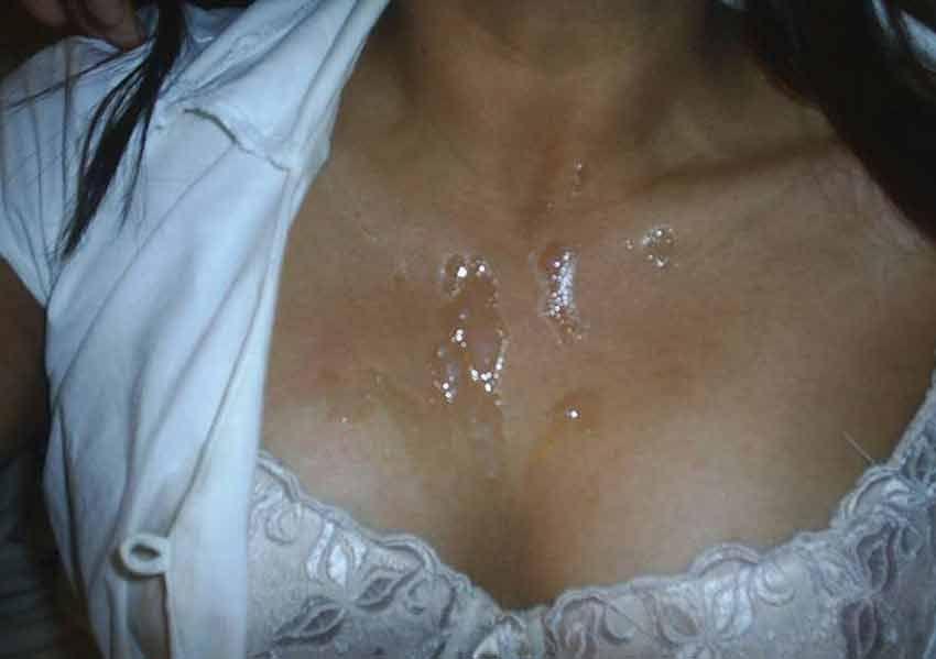 Naughty amateur girlfriends take cumshots in the face #60517328