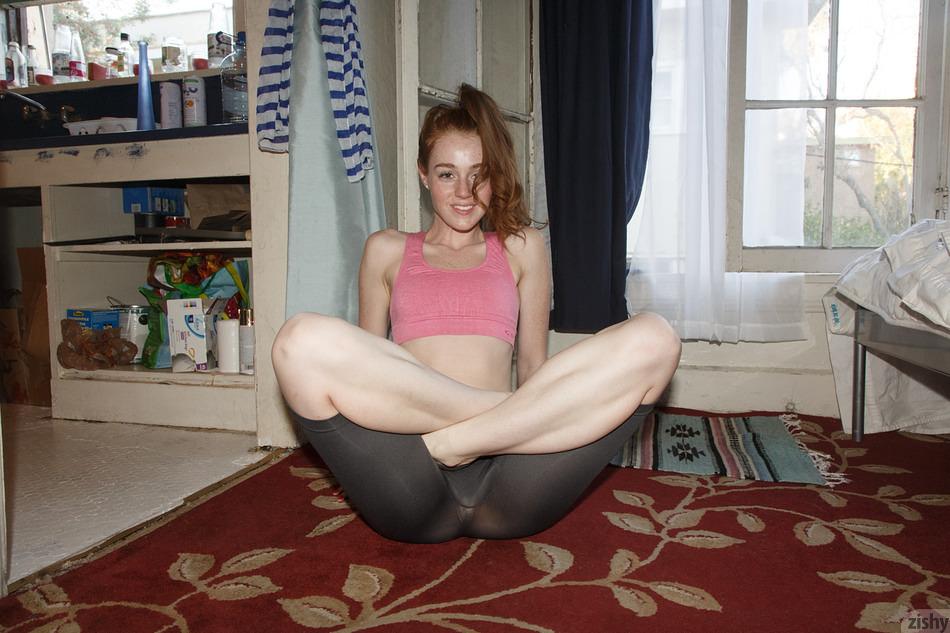 Hot redhead teen Julie Wheeler shows off how flexible she is #60939764