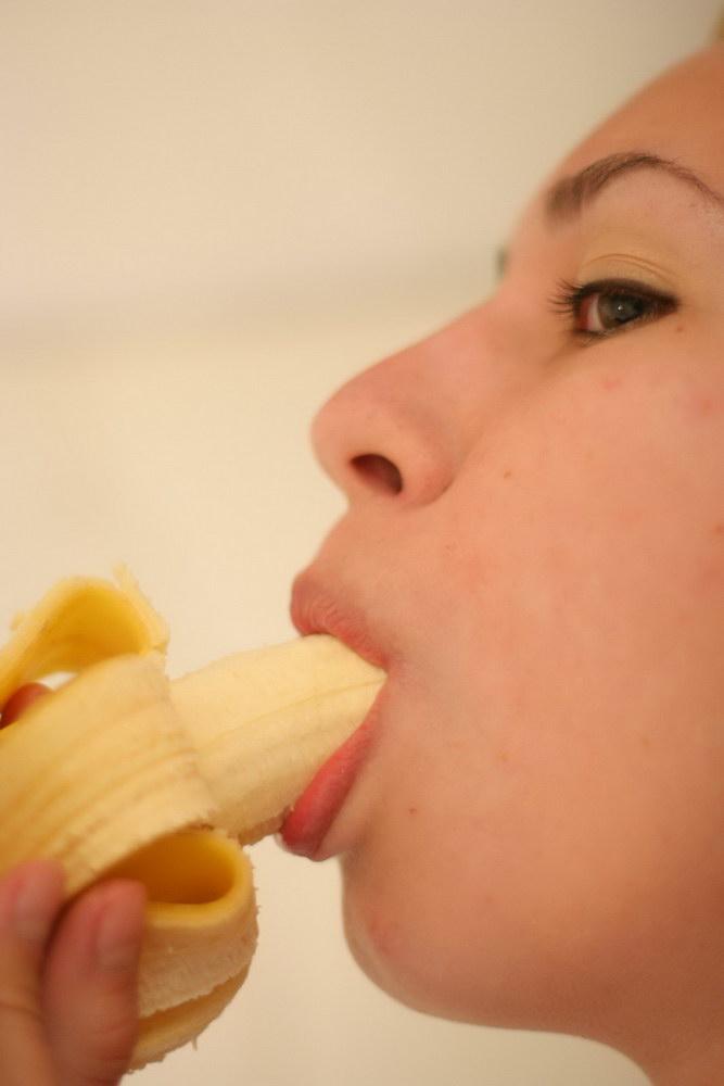 Pictures of Busty Nastya eating a banana #53595516