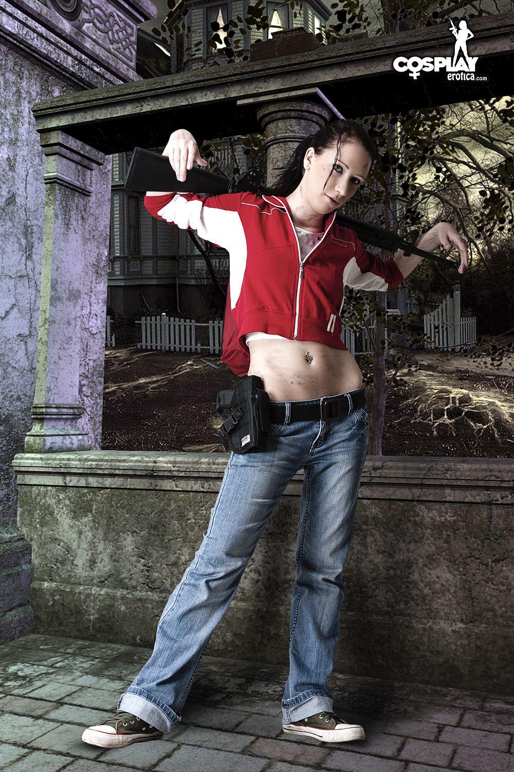 Cosplayer sexy valery habillée comme un personnage de left 4 dead
 #60296141