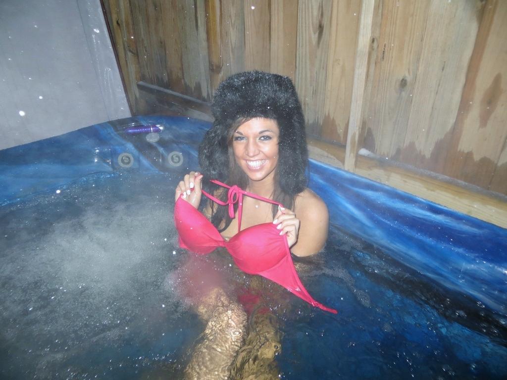 Teen hottie Val Midwest invites you to join her in the hot tub #60124020