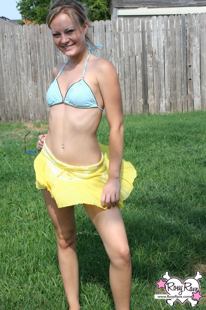 Pictures of teen star Roxy Rave getting topless outside #59879880