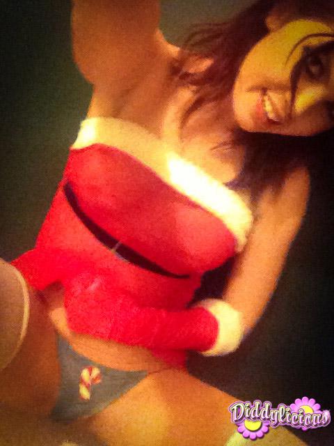 Pictures of Diddylicious taking sexy pics of herself in a santa costume #54055980