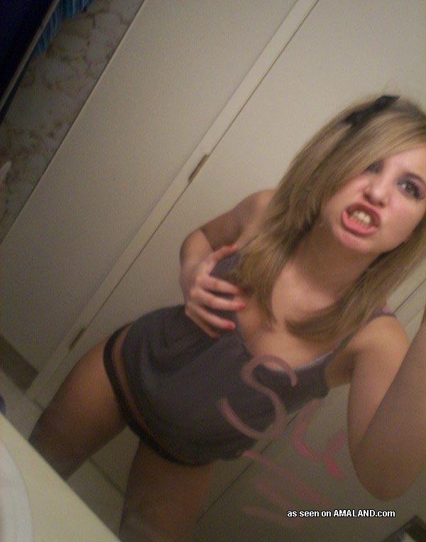 Sexy girlfriends camwhoring in the bathroom #60665655