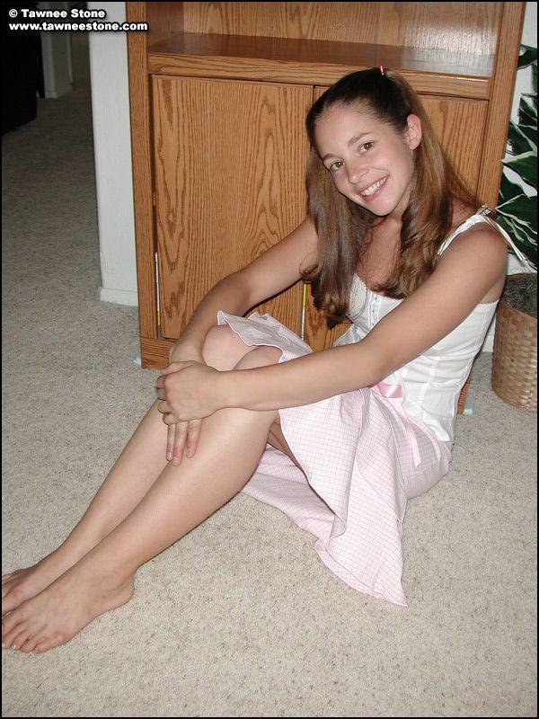 Fotos de la joven ninfómana tawnee stone desnudándose para ti
 #60061797