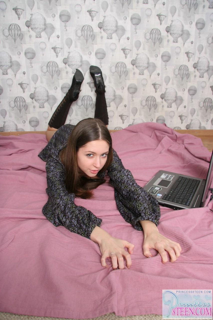 Pictures of teen hottie Princess 8Teen having fun with her laptop #59837807
