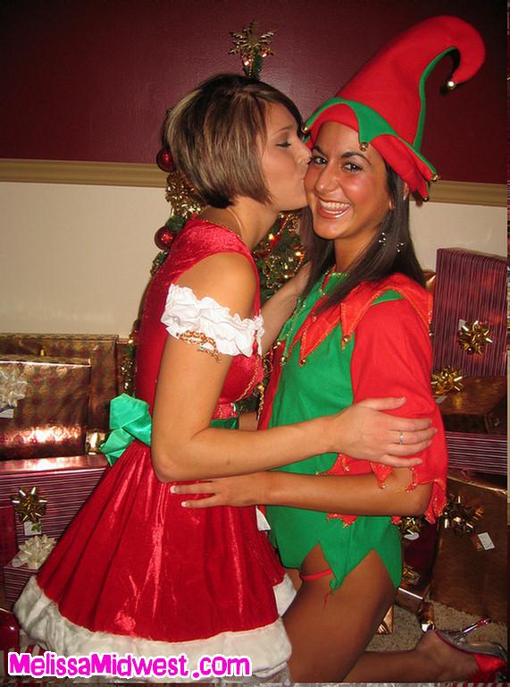 Immagini di melissa midwest teen babe celebrare il Natale con la sua ragazza
 #59492013