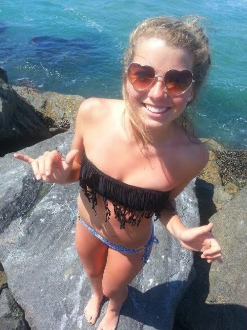 Girlfriends show their fine bodies while posing in bikinis #60656546