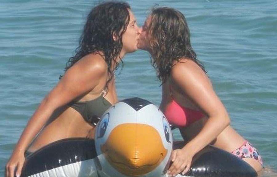 Pictures of hot lesbian teens on a beach #60652214