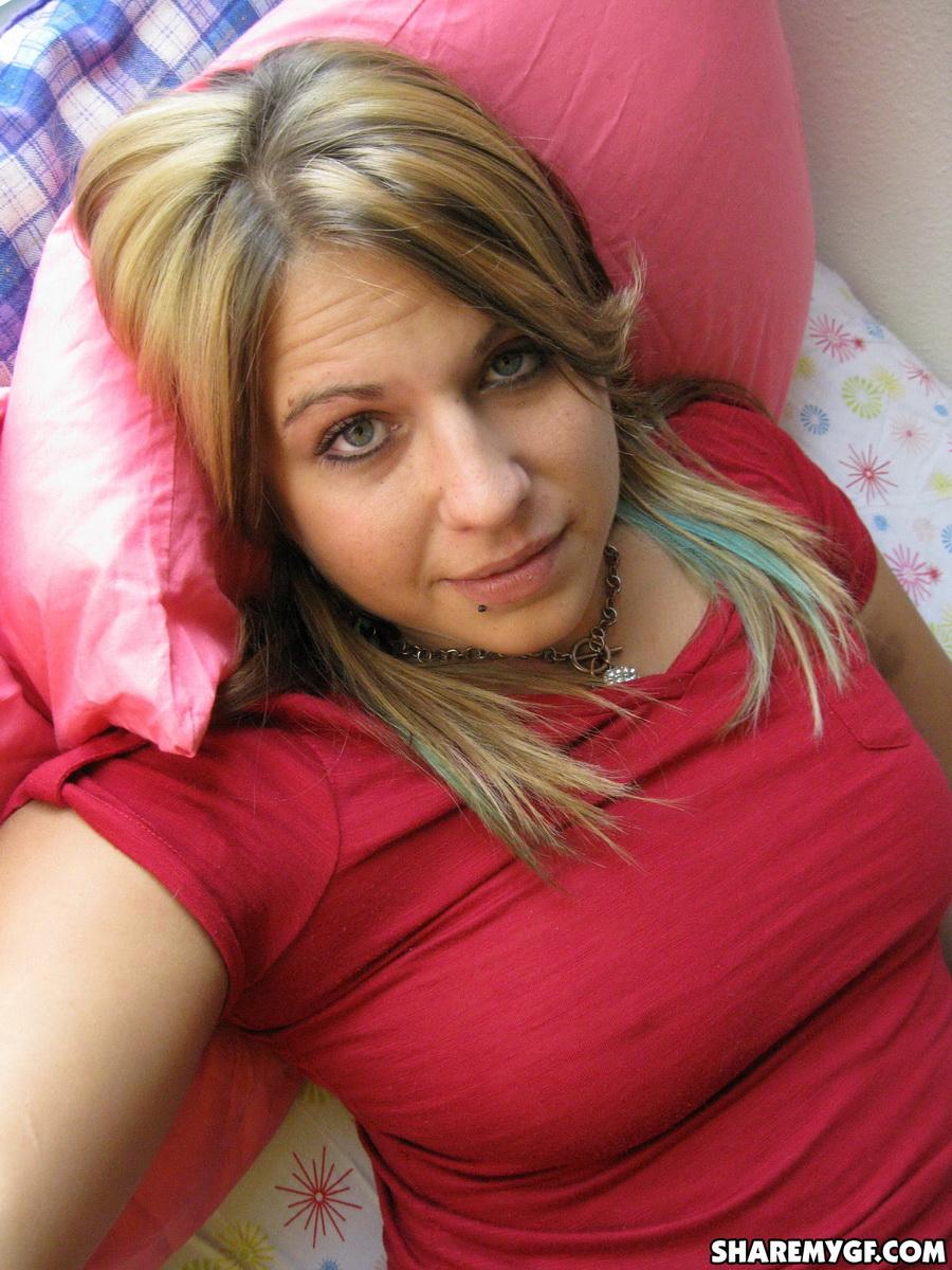 Cute chubby girl takes selfshot pictures in bed of her perky tits and round ass #60270810