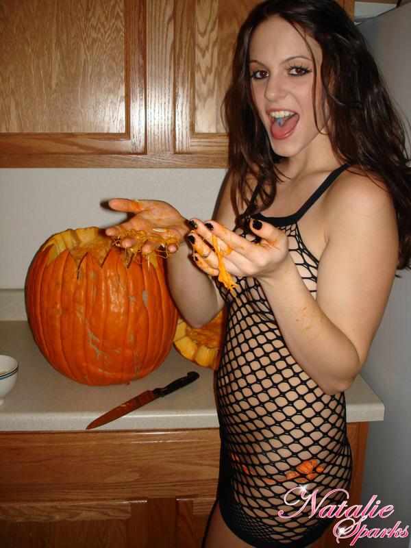 Pictures of Natalie Sparks carving her Halloween pumpkin #59690364