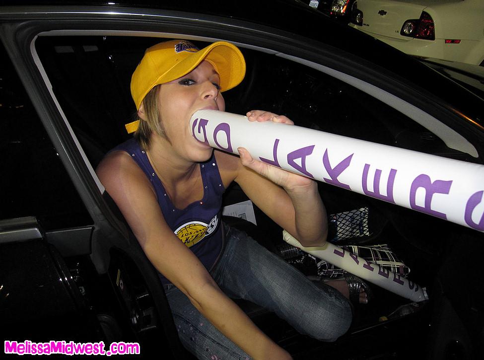 Pictures of teen babe Melissa Midwest sucking dick at a Lakers game #59491828
